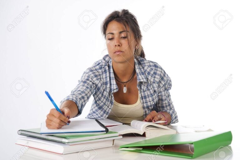 Cómo puedo rendir materias adeudadas del secundario en Argentina