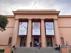 fachada museo de bellas artes argentina