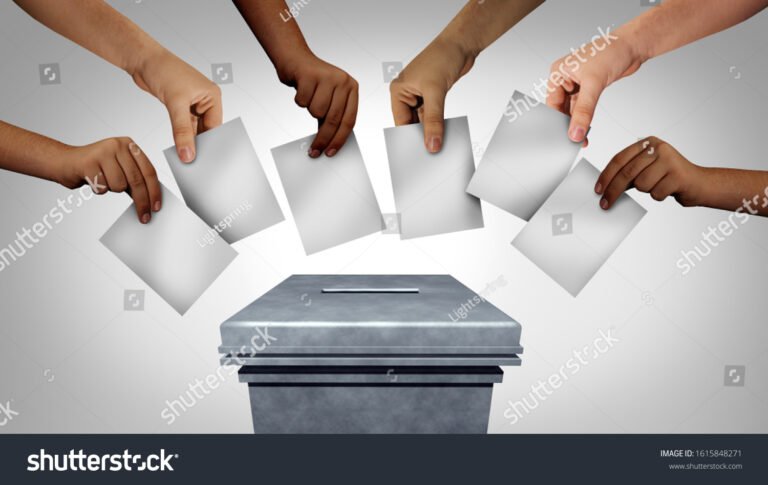 Por qué los extranjeros tienen derecho a votar en Argentina 7 personas votando en una urna electoral diverse