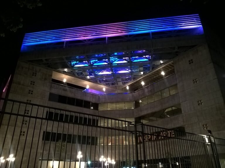 Cómo y dónde comprar entradas para teatro argentino en La Plata 6 Cómo y dónde comprar entradas para teatro argentino en La Plata