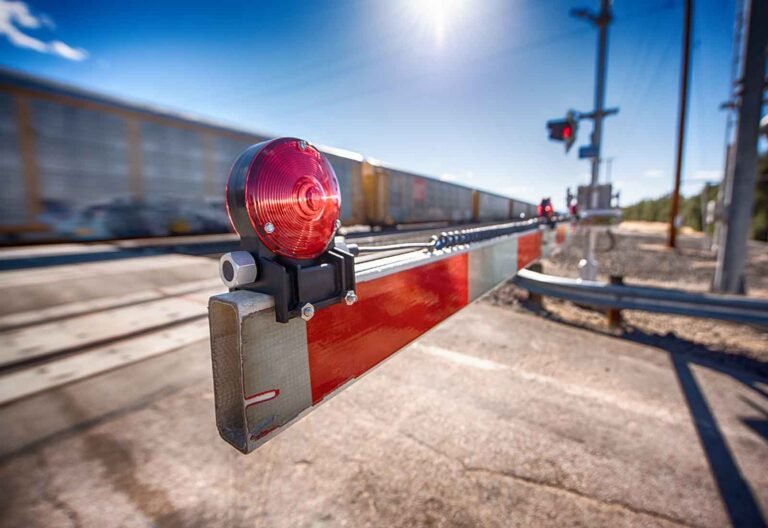 Qué Significa La Señal Roja Intermitente Frente Al Paso A Nivel 8 Qué Significa La Señal Roja Intermitente Frente Al Paso A Nivel